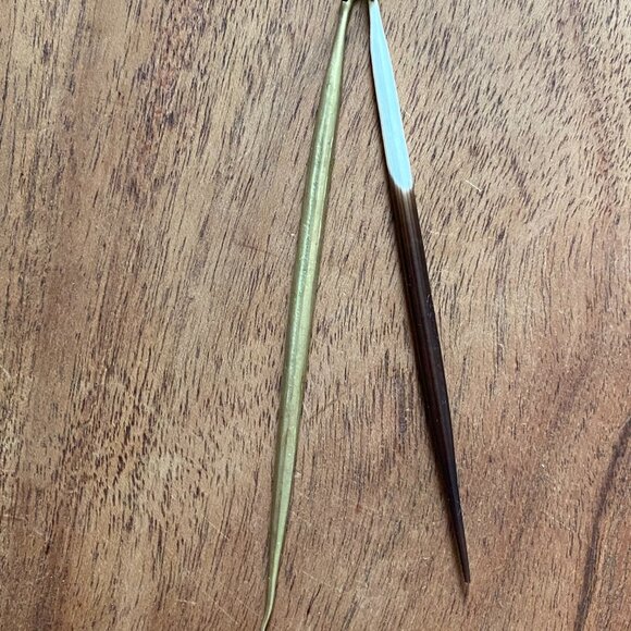 K/LLER PORCUPINE QUILL / BRASS QUILL NECKLACE PENDANT. - Picture 3 of 6